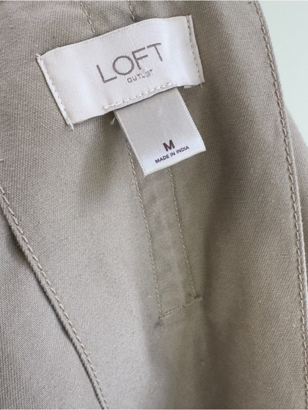 LOFT Classic Double-Breasted Khaki Trench/Utility jacket, size Medium - Picture 7 of 9